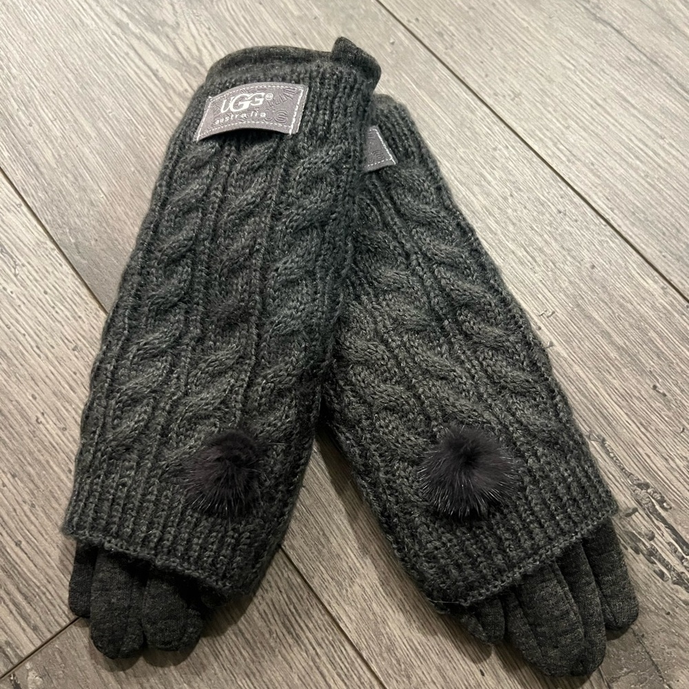 UGG Charcoal Hand warmer style gloves